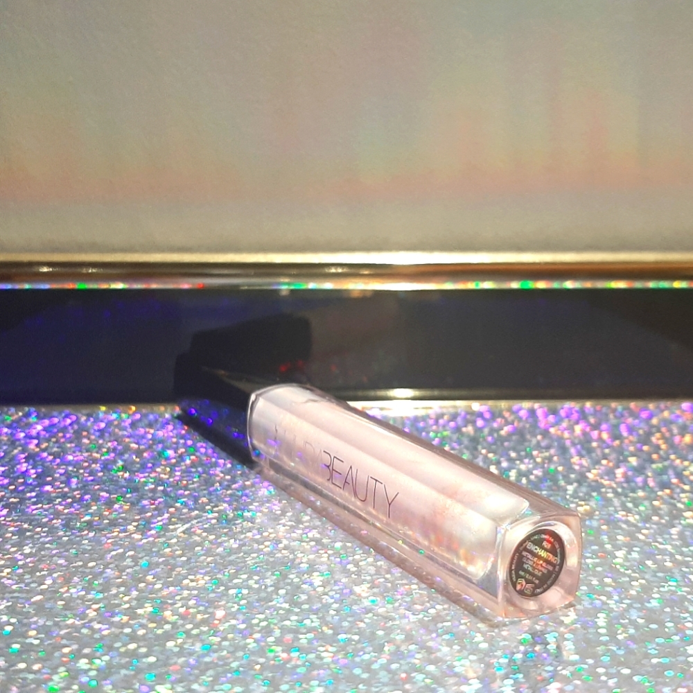 Huda Beauty Lip Strobe - Enchanted